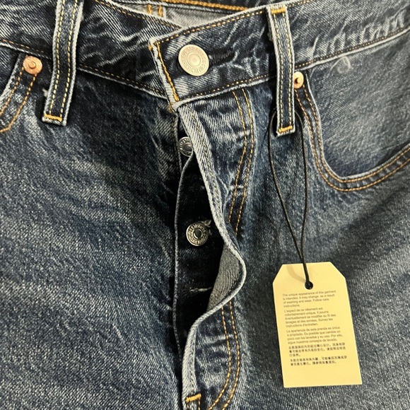 501 MID THIGH LIGHTWEIGHT WOMEN'S SHORTS Color - Canvas - Picture 5 of 11